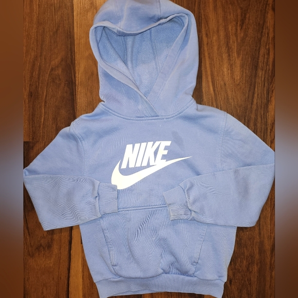 Youth Sz Small Nike Pullover Light Blue Hoodie, Worn 1 or 2x, Like Brand New - Picture 1 of 4
